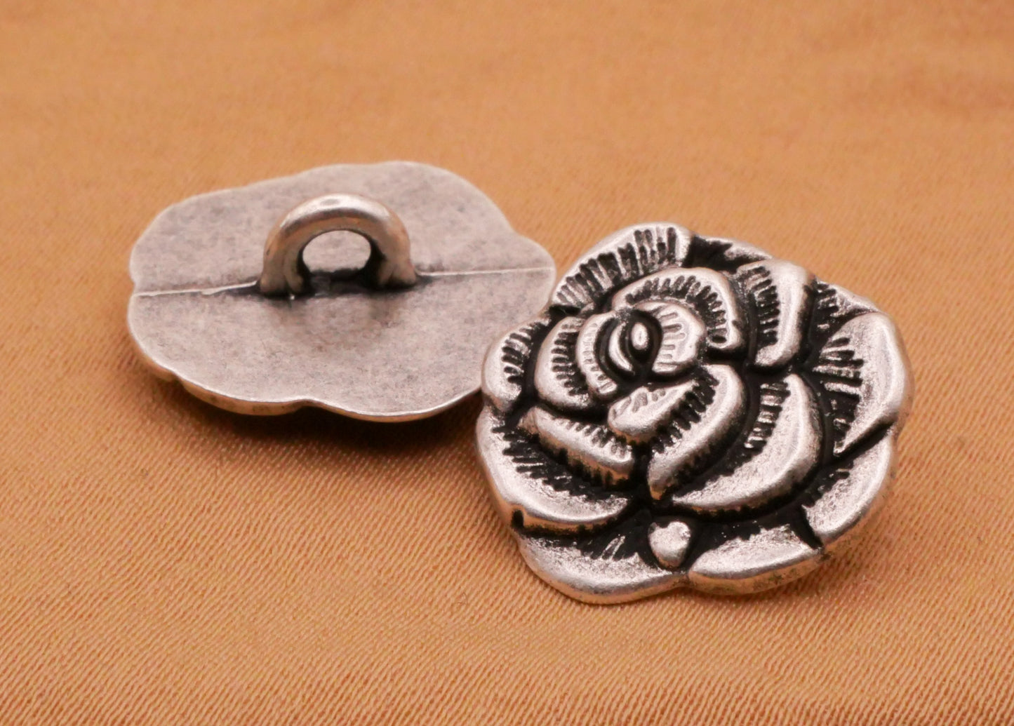 Rose Bloom Flower Antiqued Silver Metal Button 16x17mm