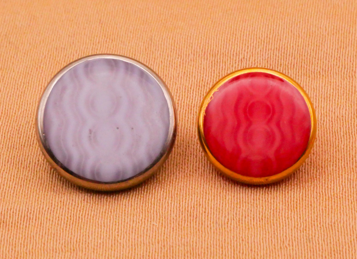 Knit Design In Glass DIG DUG Purple Red Vintage Button Various 11-13mm