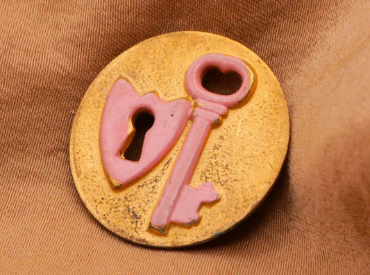 Key Lock Brass Gold Pink Vintage Button 23mm