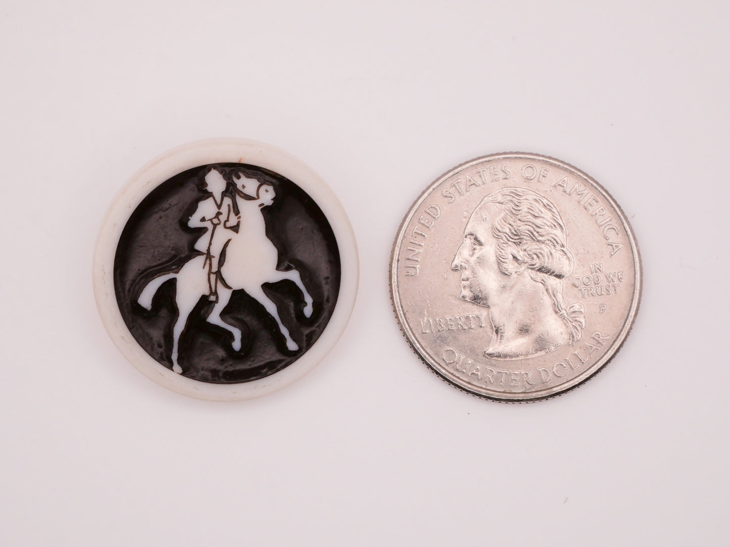 Artid Horse Horseback Riding England Plastic Button 25mm