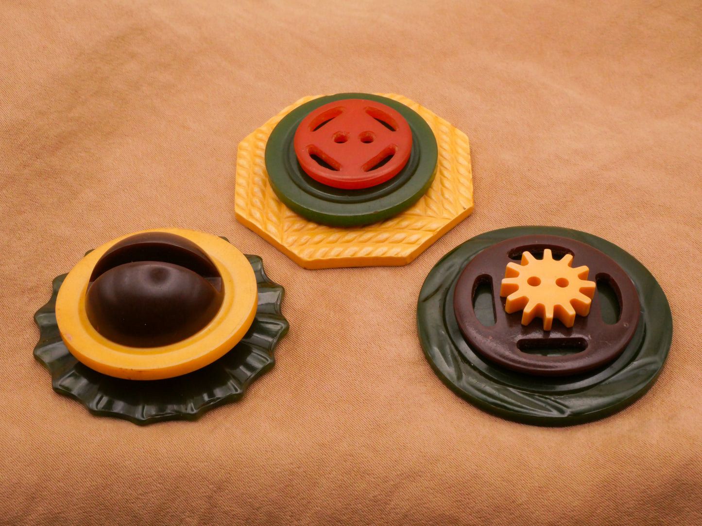 Bakelite Stack Sunburst Rope Gear Vintage Early Plastic Buttons Various 13-37mm