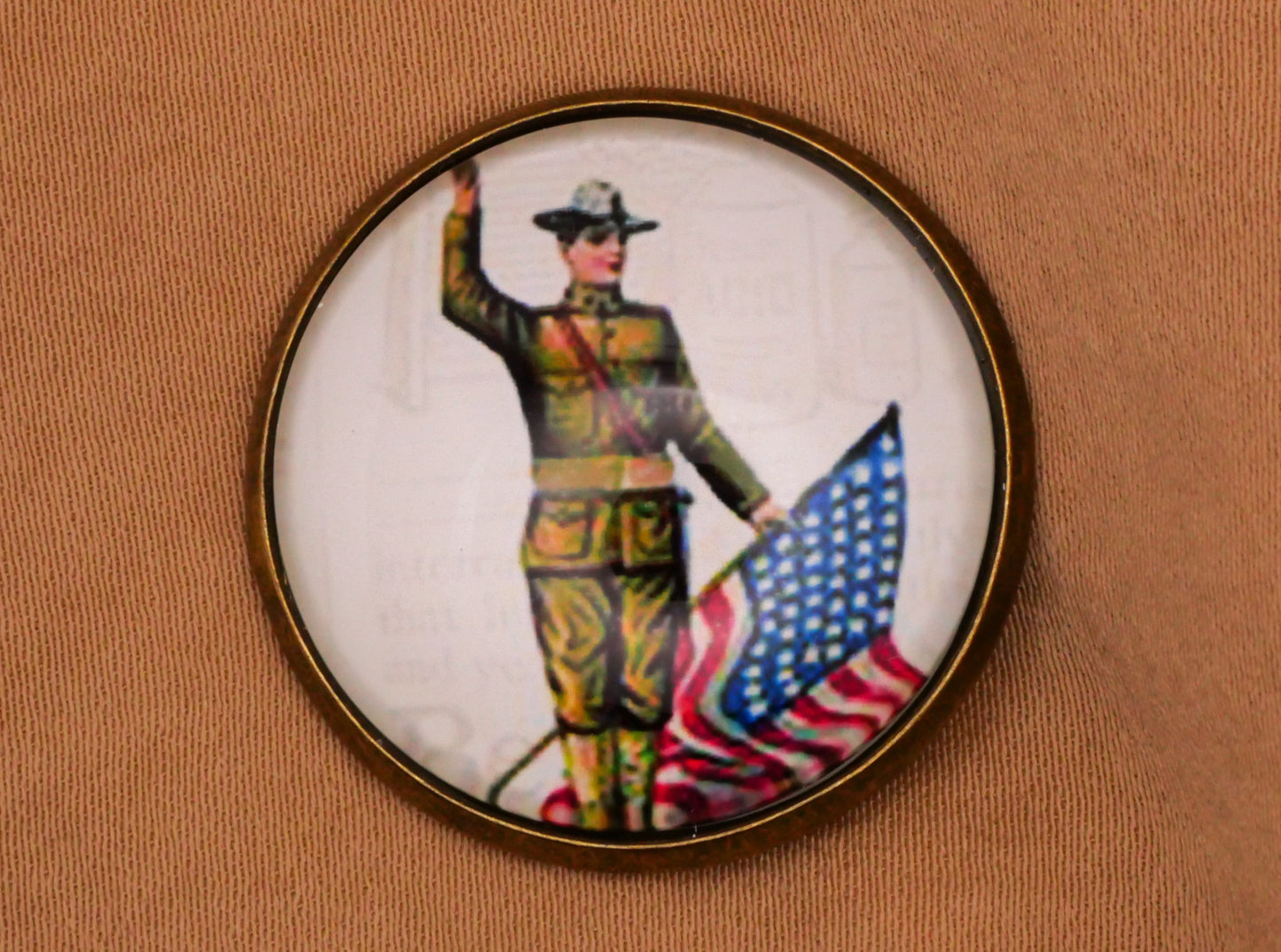 WWI Doughboy American Flag Vintage Illustration Glass Metal Button 28mm