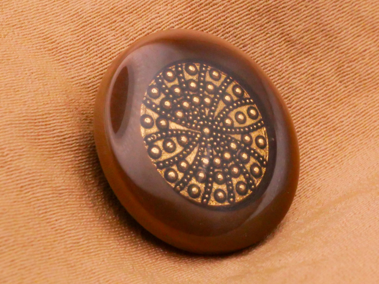 Gold Spiral Rays Design Under Plastic Vintage Brown Button 17mm