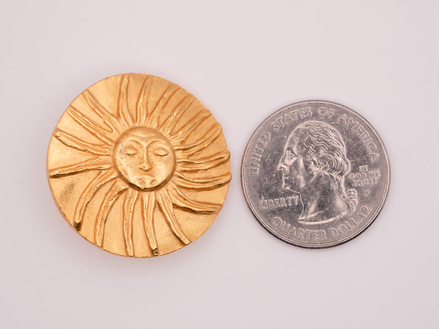 Sun Face Long Rays Vintage Gold Metal Button 30mm