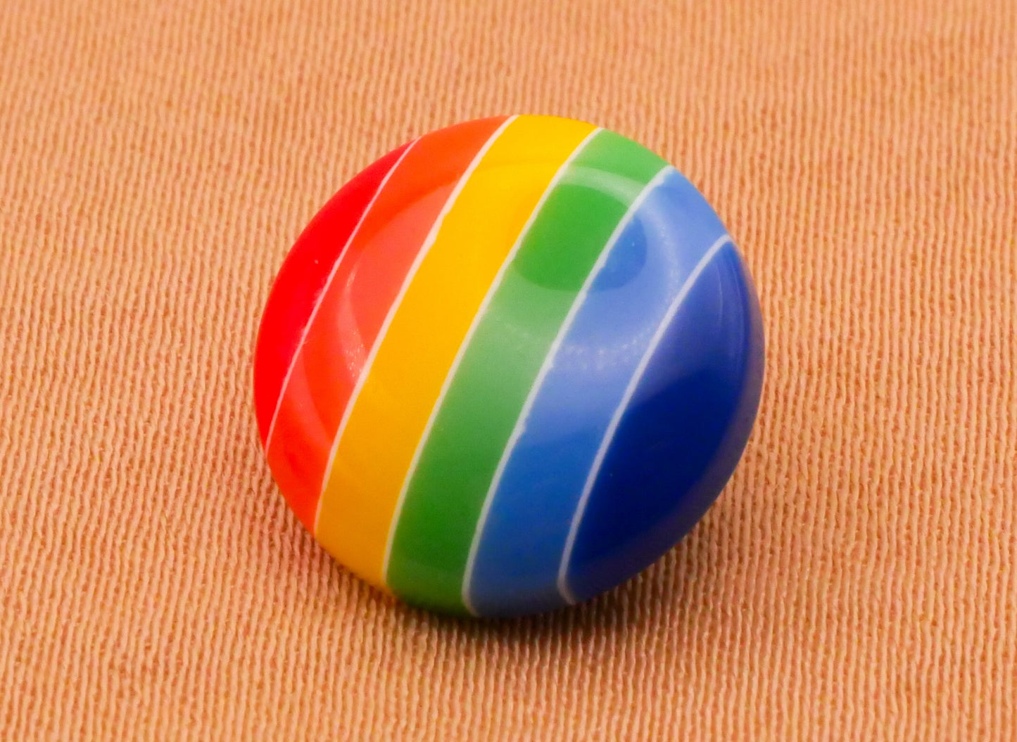 Rainbow Stripe Circle Plastic Set of Five Buttons 13mm