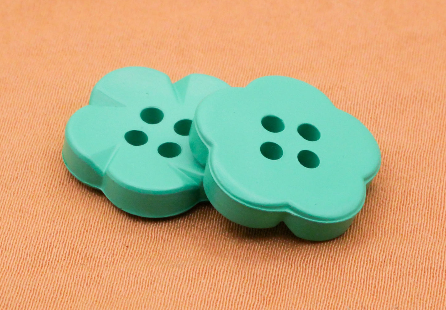 Flower Turquoise Plastic Set of Five Buttons 17mm