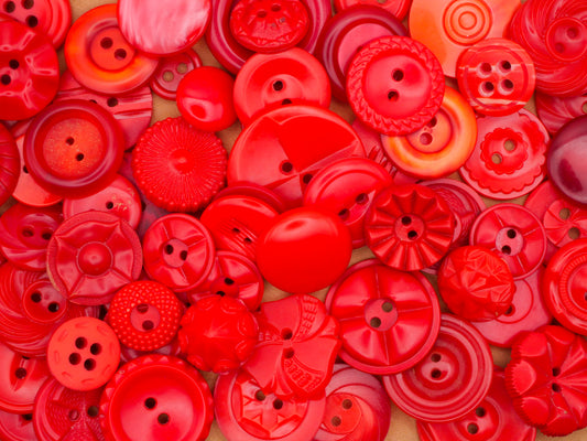 Red Vintage Plastic Assorted Set of Twenty-Five Buttons 13-28mm