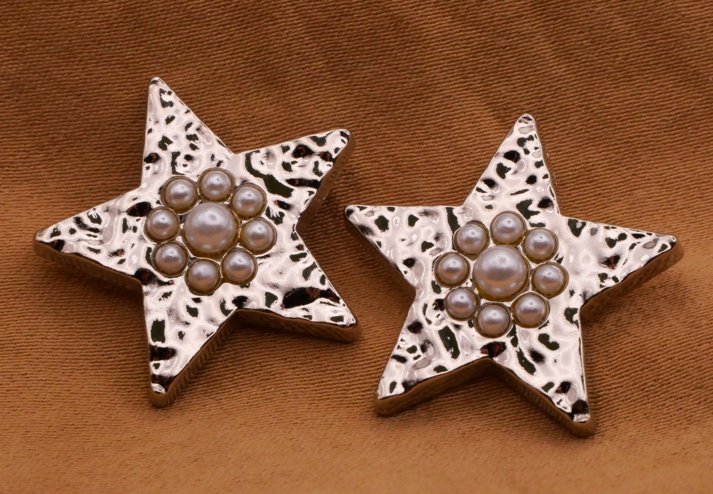 Star Pearls Hammered Silver Metal Button 22mm