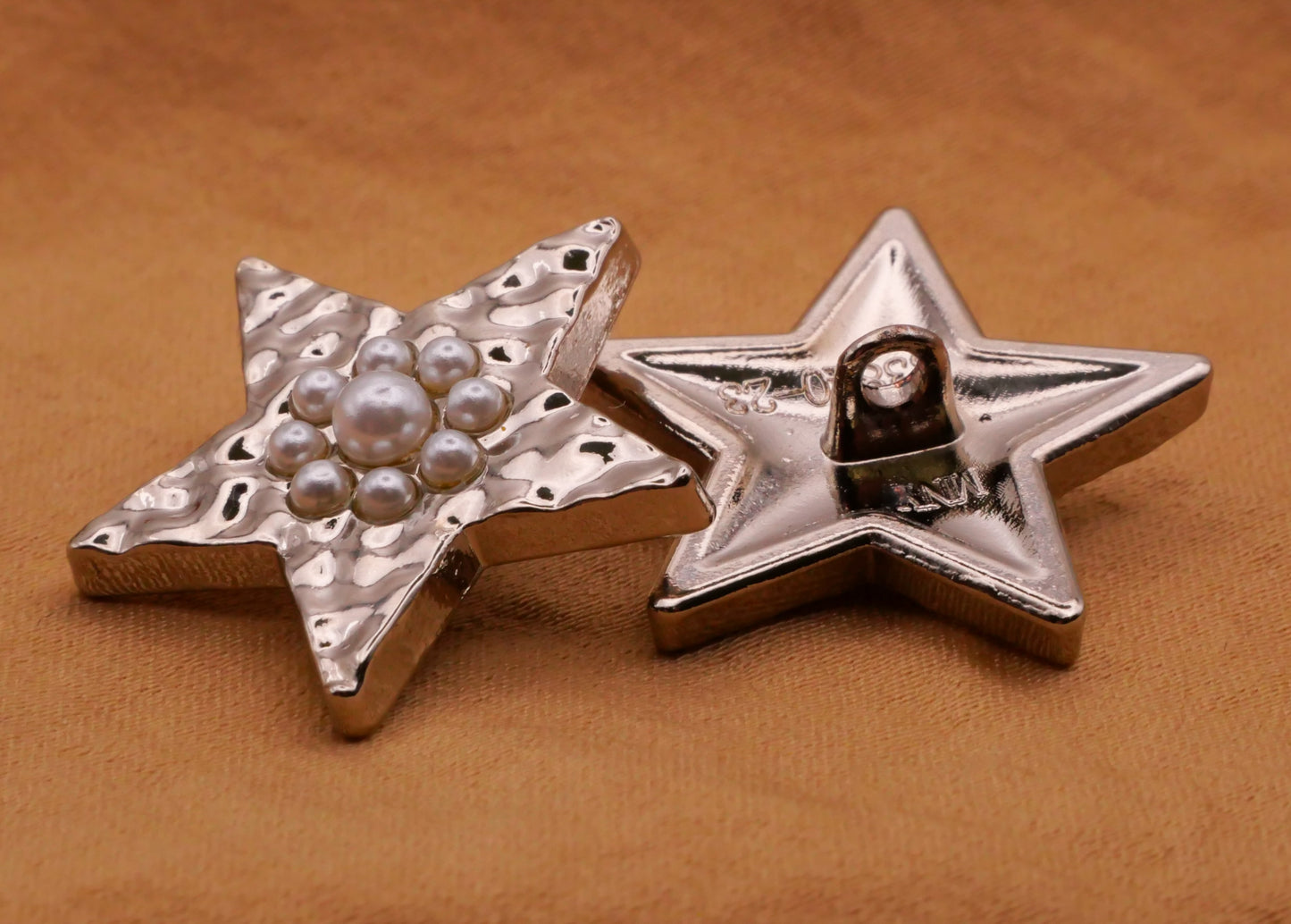 Star Pearls Hammered Silver Metal Button 22mm