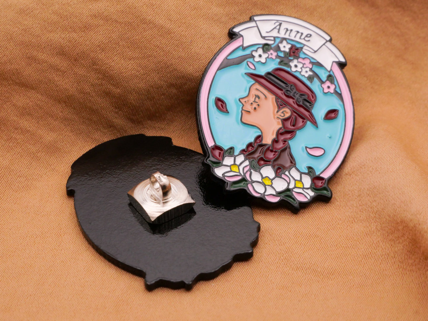 Anne of Green Gables Anne with an E Portrait Enamel Metal Button 26x35mm