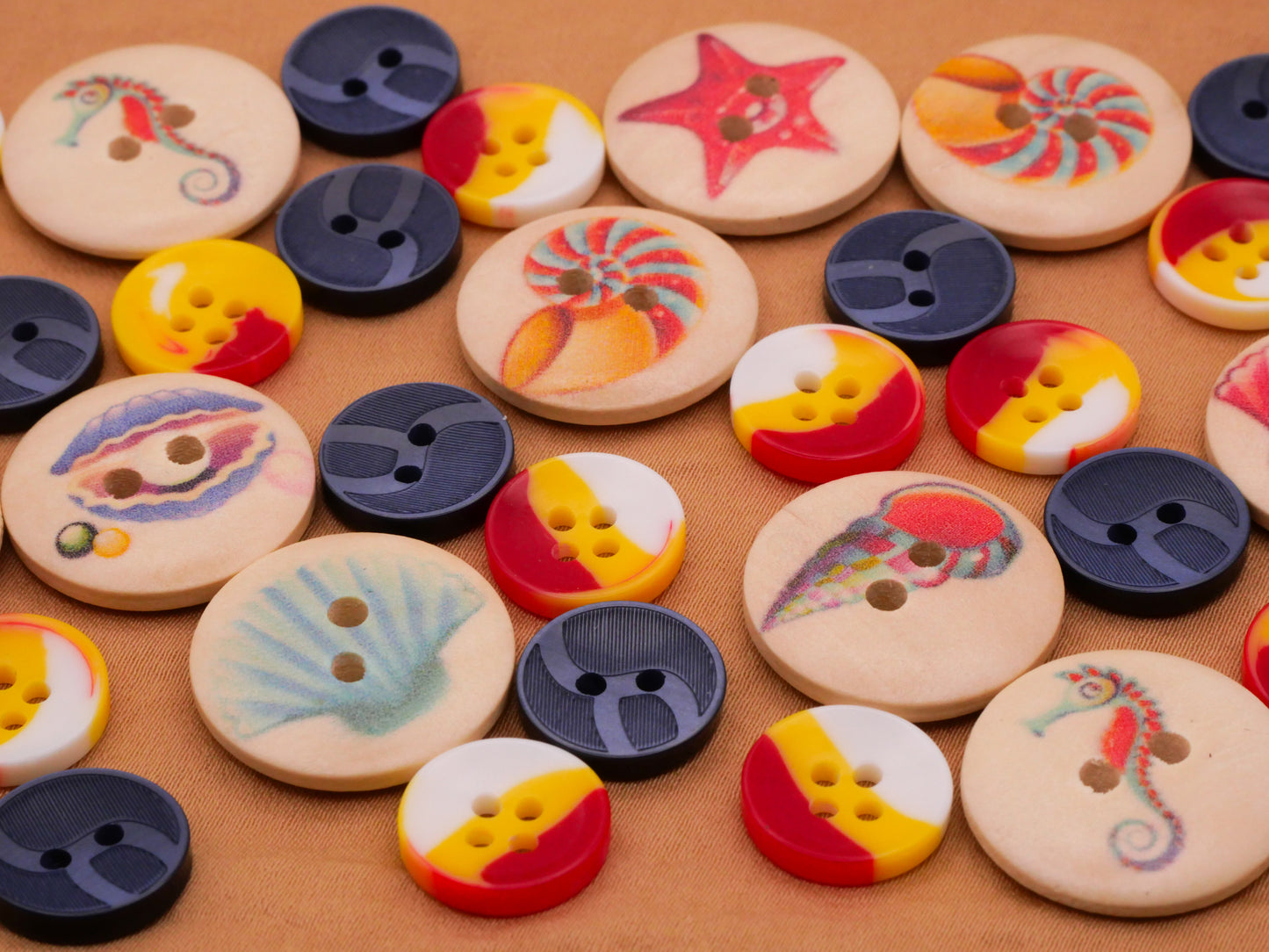 Sea Creatures Red Yellow Blue Wood Plastic Set of Thirty-Two Buttons 13-21mm