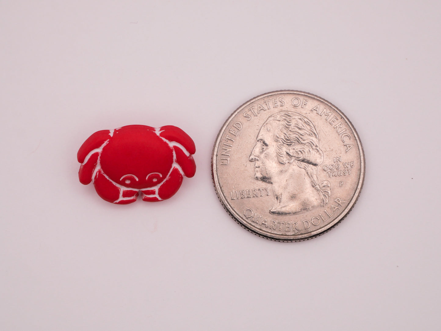 Crab Red Plastic Set of Three Buttons 13x18mm