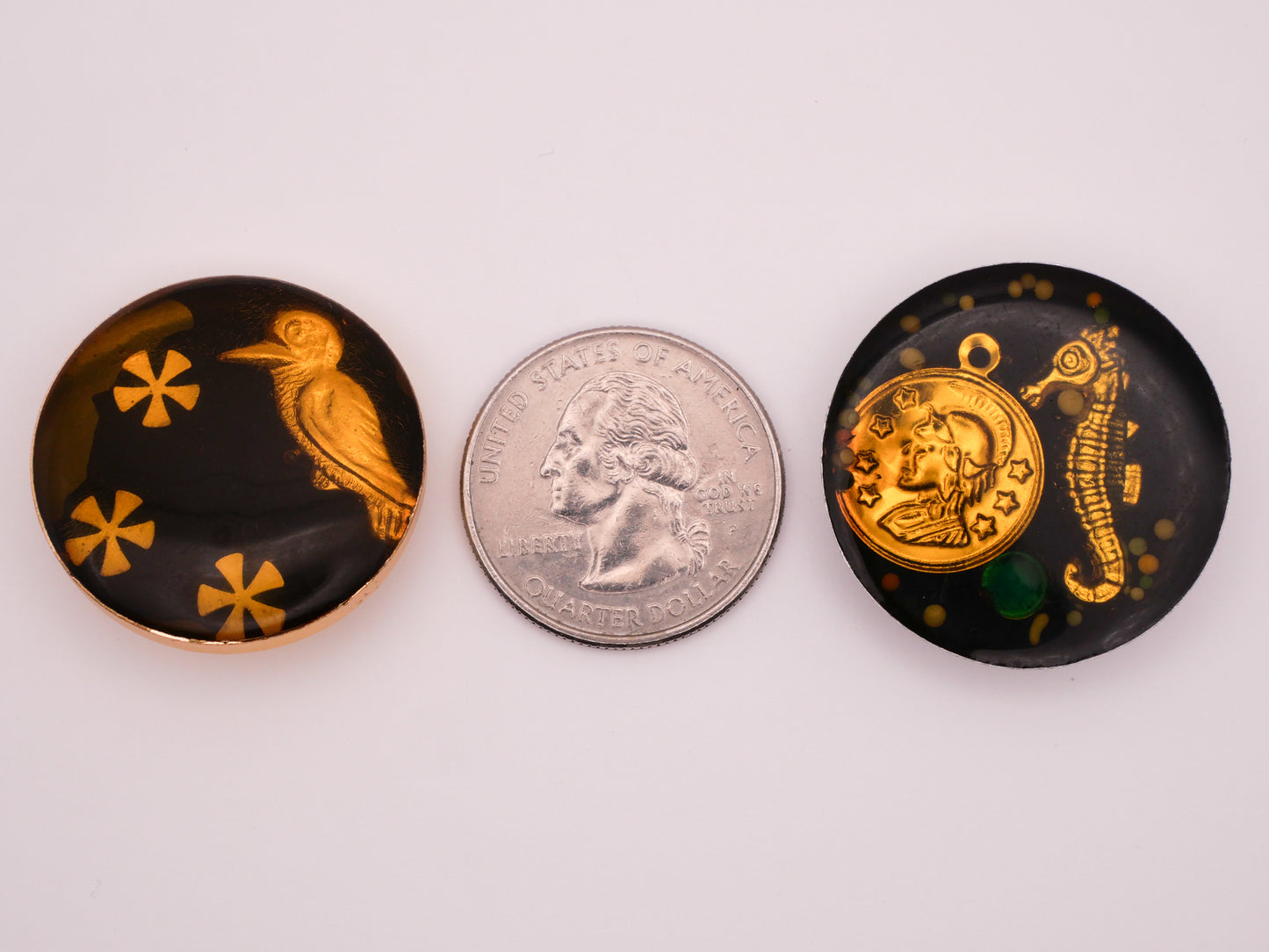 Junque Bird Seahorse Coin Vintage Metal Resin Button Various 29-30mm