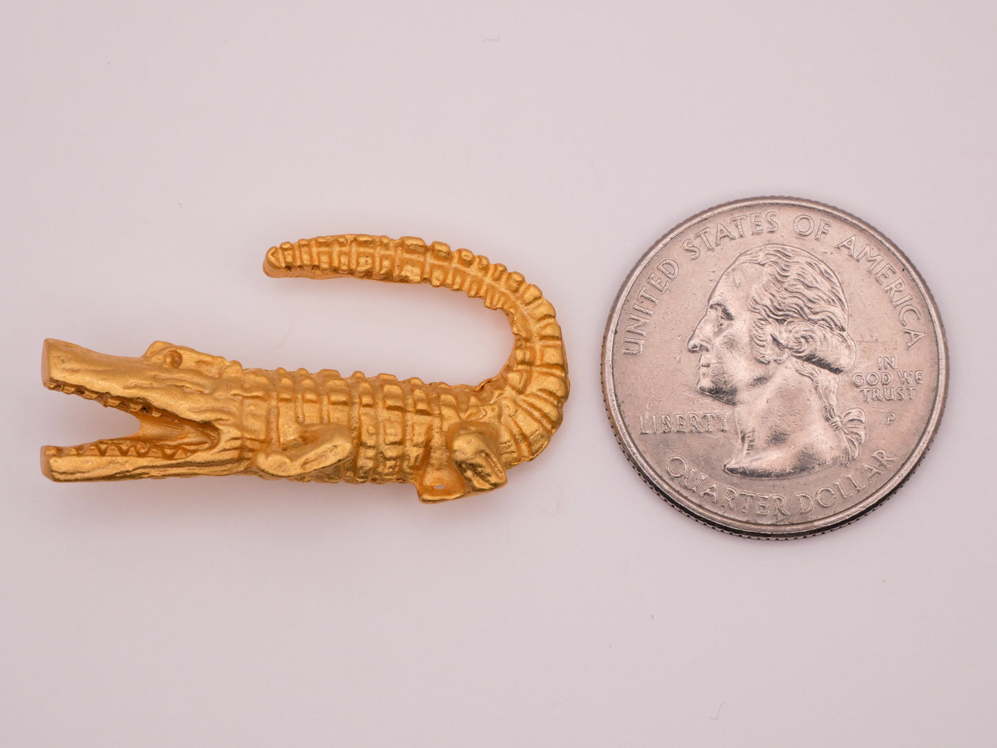 Alligator Crocodile Gold Metal Vintage Large Button 19x37mm