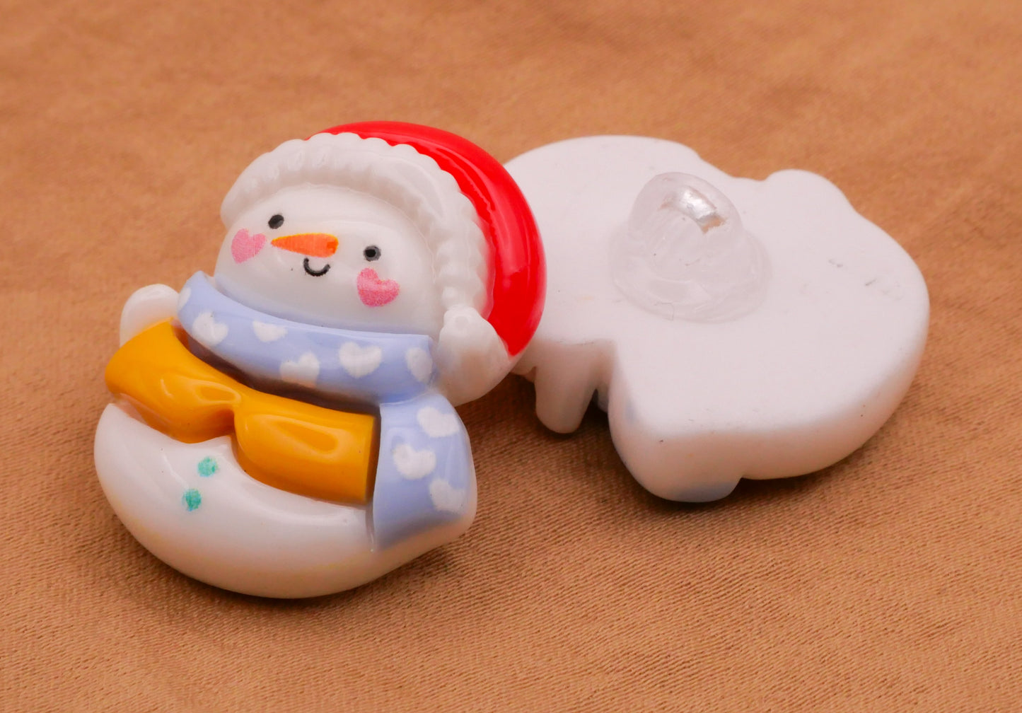 Snowman Santa Hat Scarf Kids Plastic Set of Three Buttons 22x27mm