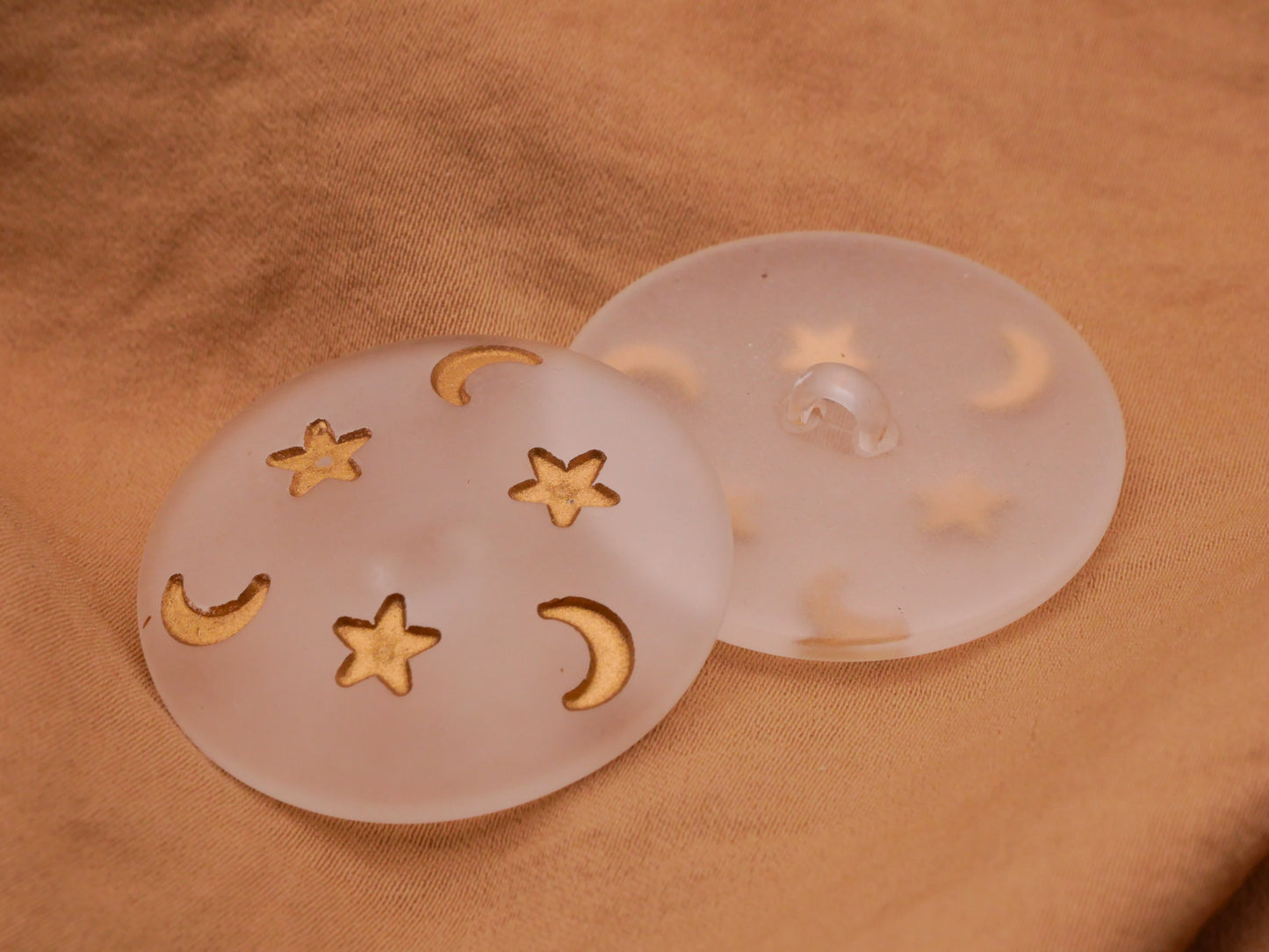 Moon Star Vintage Frosted Plastic Large Button 32mm