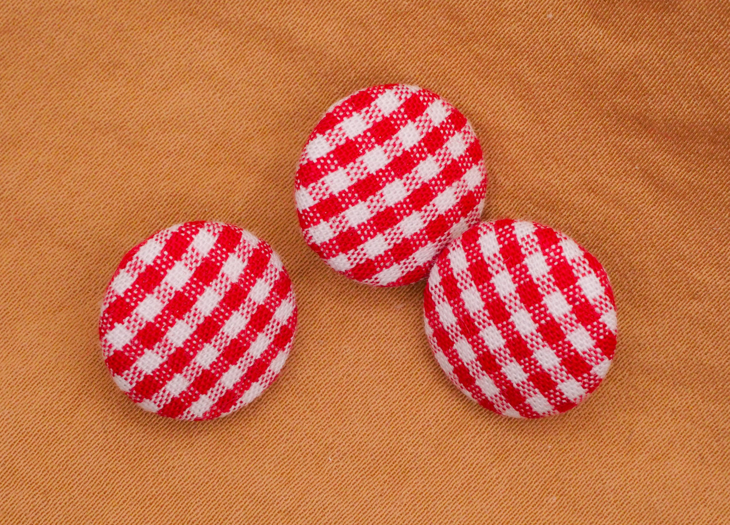 Gingham Plaid Red Check Fabric Covered Set of Three Buttons Various 15-23mm