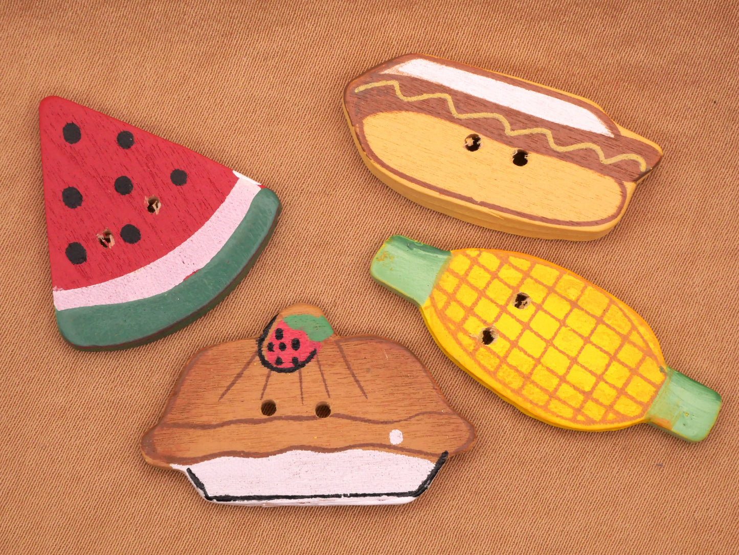 Picnic Food Watermelon Pie Hotdog Corn Wood Button Various 14-36mm