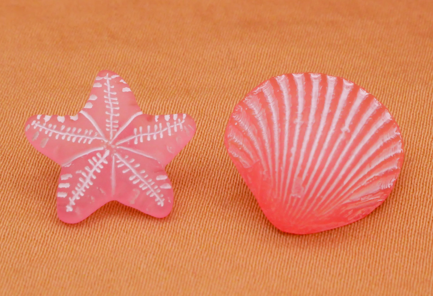 Starfish Shell Pink Plastic Set of Three Buttons Various 13-16mm