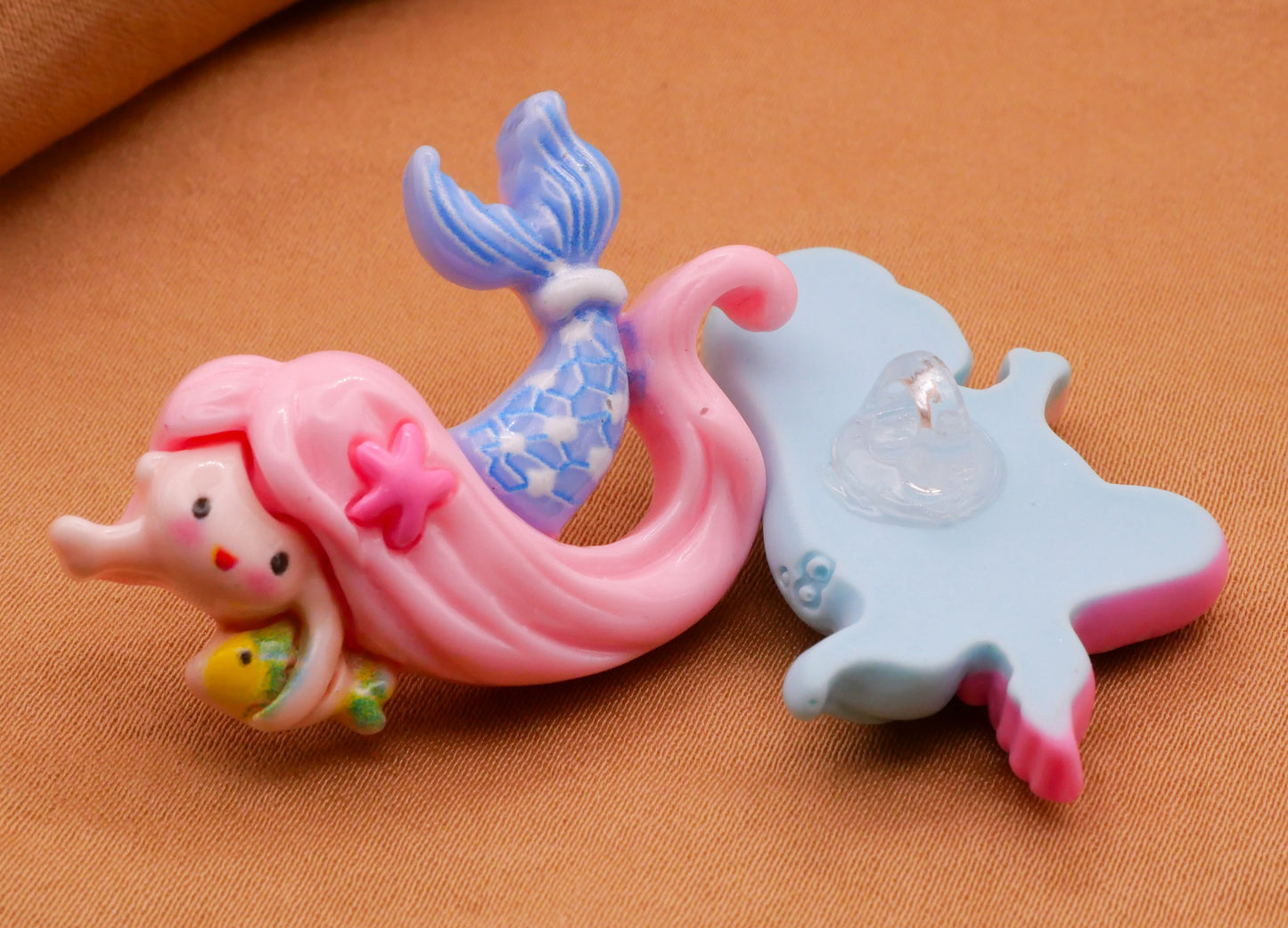 Mermaid Girls Plastic Set of Five Kids Buttons 23-32mm