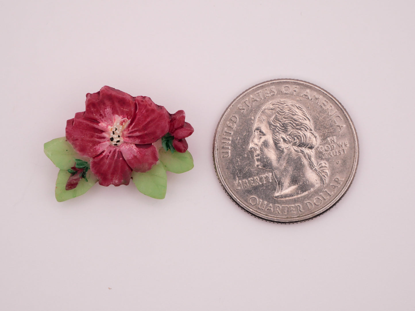 Hibiscus Realistic Flower Plastic Button 19x25mm