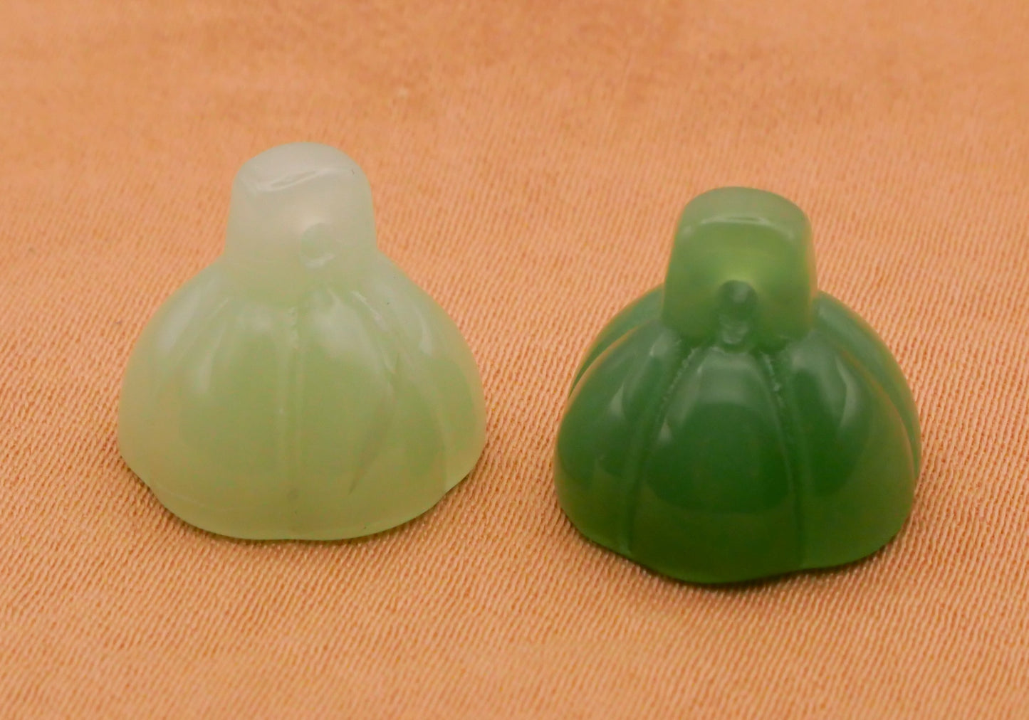 Lotus Seed Pod Imitation Jade Stone Set of Three Buttons Various 13mm