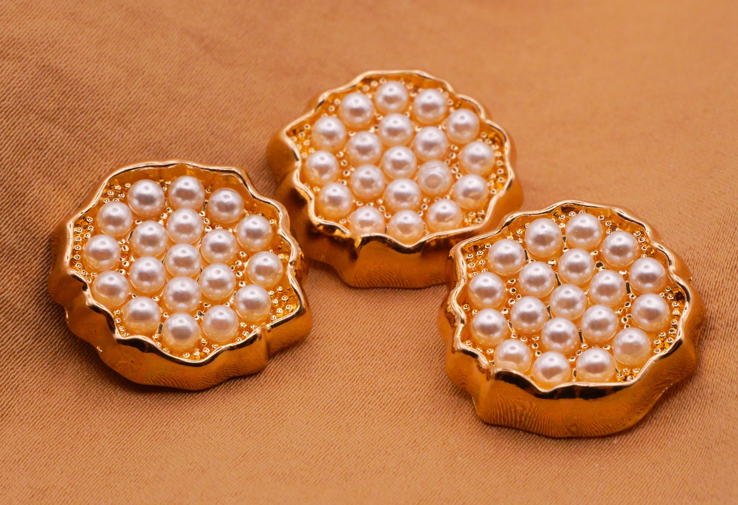 Lotus Seed Pod Pearl Gold Metal Button 20mm