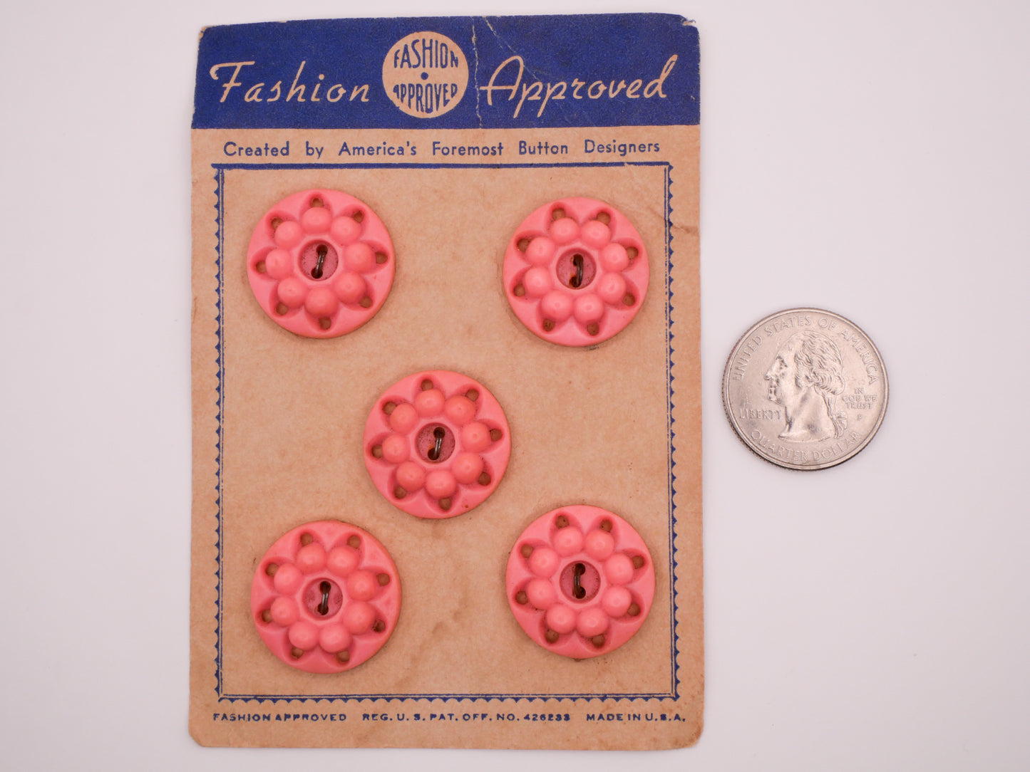 Flower Pink Vintage Plastic Set of Five Carded Buttons 22mm