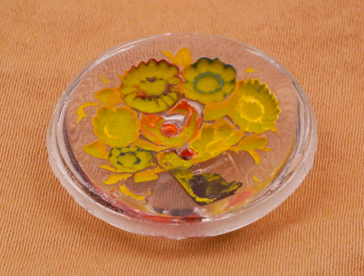 Flower Bouquet Vase Intaglio Painted Vintage Glass Button 23mm