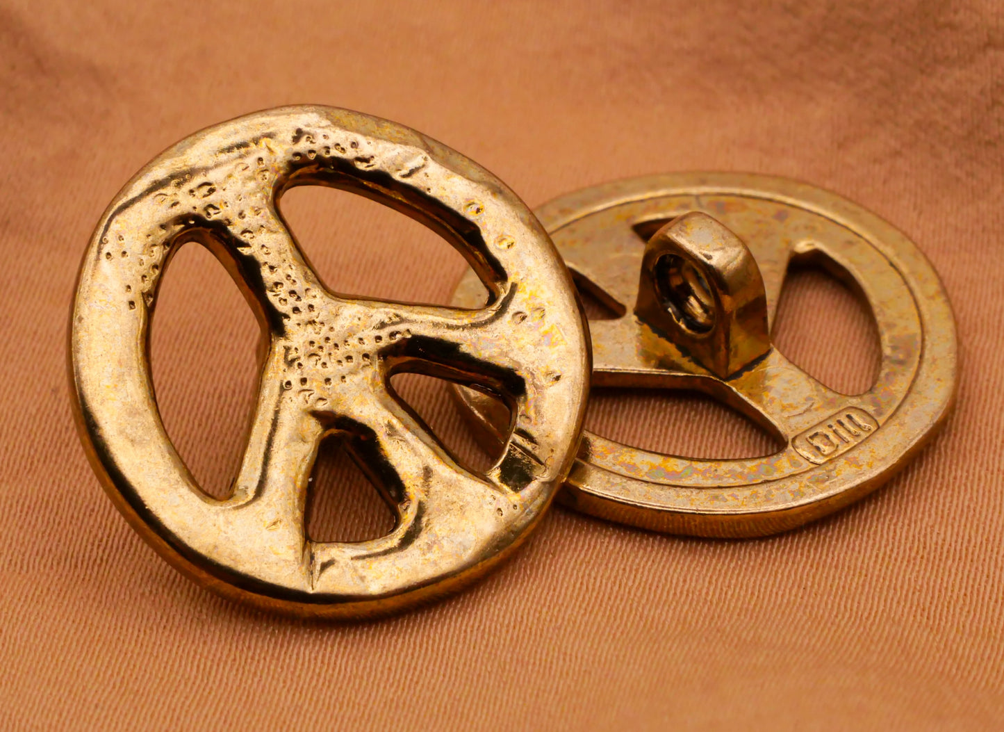 Peace Sign Vintage Textured Gold Metal Button 23mm