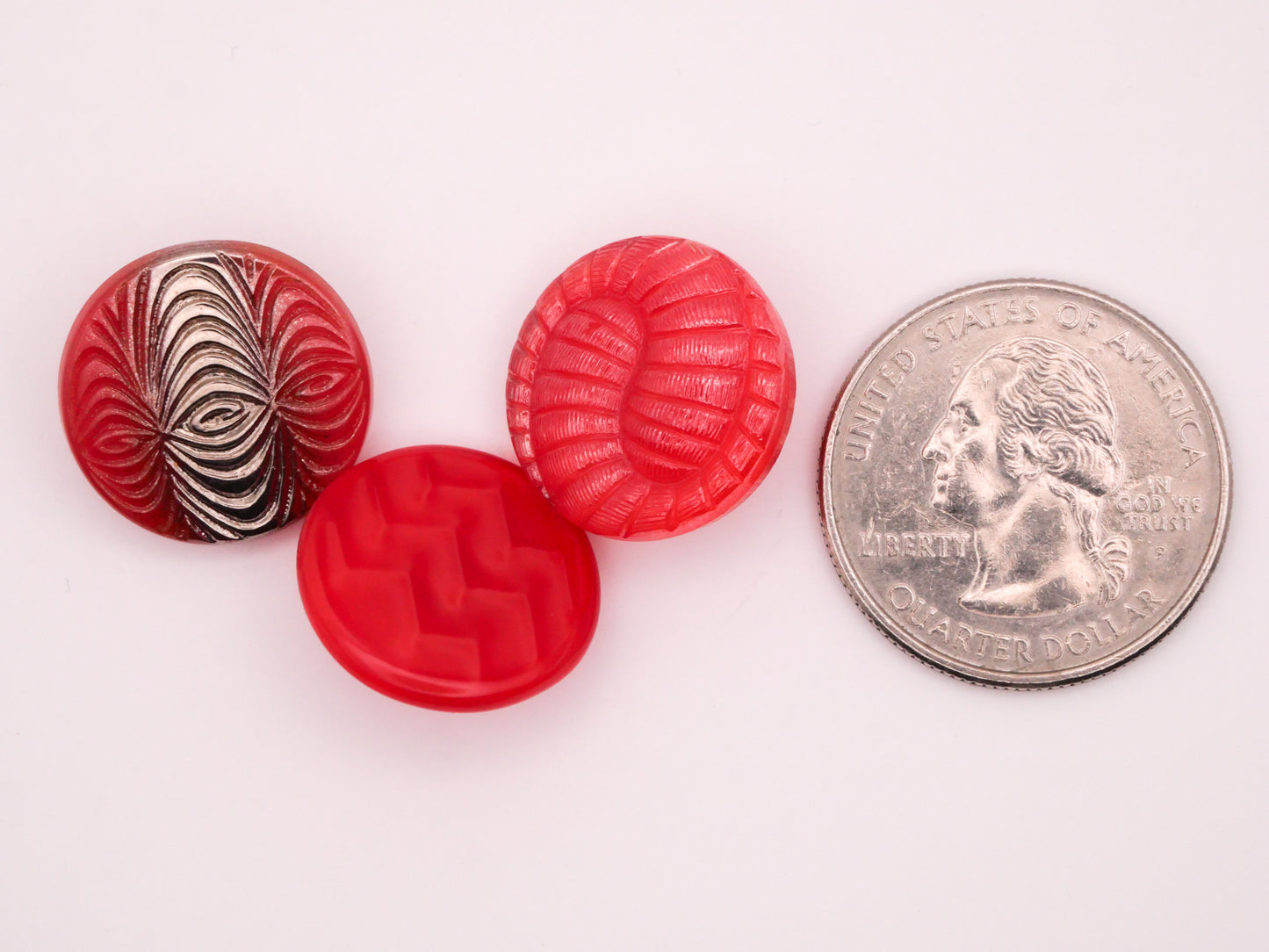 Red Silver Glass Texture Dig Dig Vintage Glass Button Various 18mm