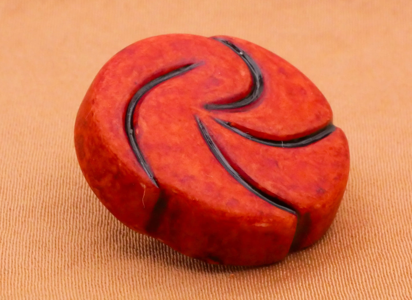 Whirlpool Carved Look Red Vintage Plastic Button 22mm