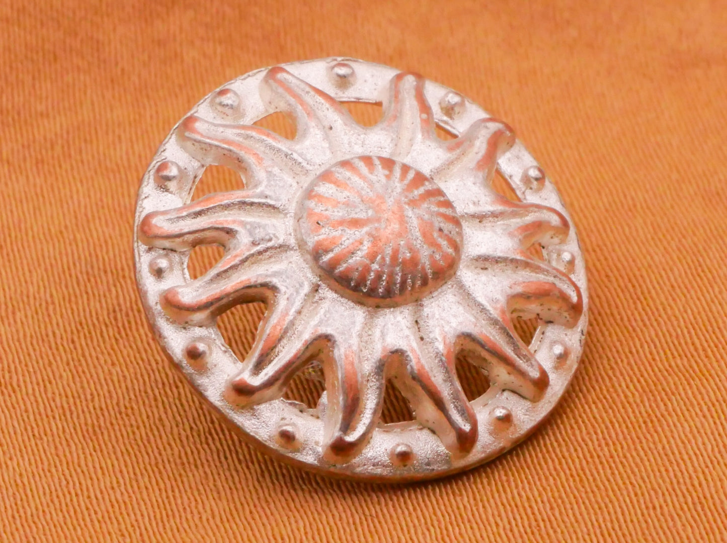 Sun Sunshine Whitewash Copper Metal Button 20mm