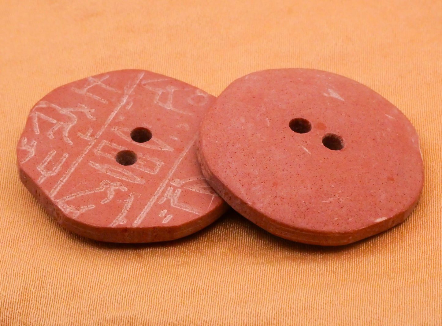 Hieroglyphs Hieroglyphic Egyptian Carved Clay Look Plastic Button 27mm