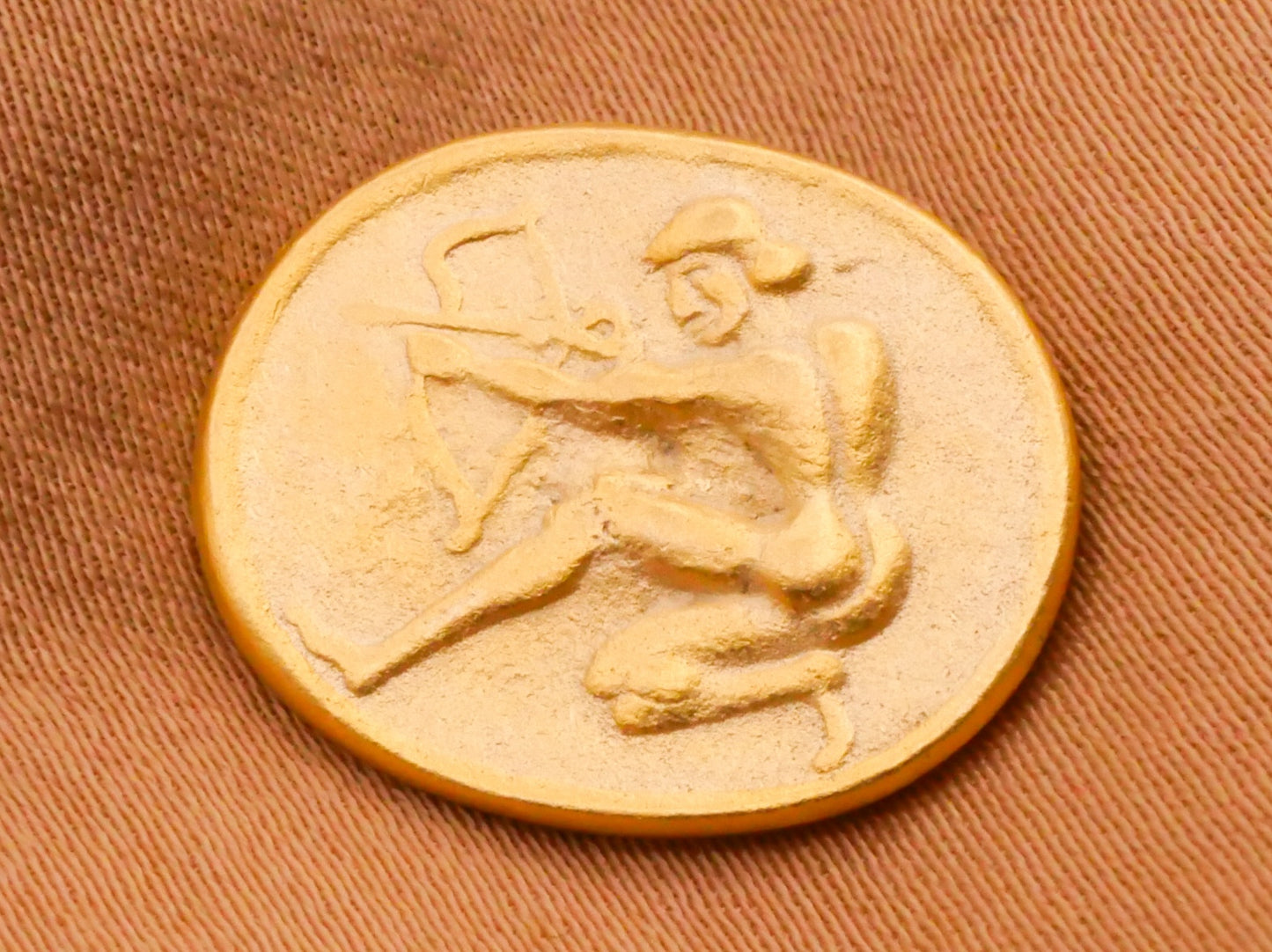 Apollo God Naked Man Arrow Vintage Gold Metal Button 14x18mm