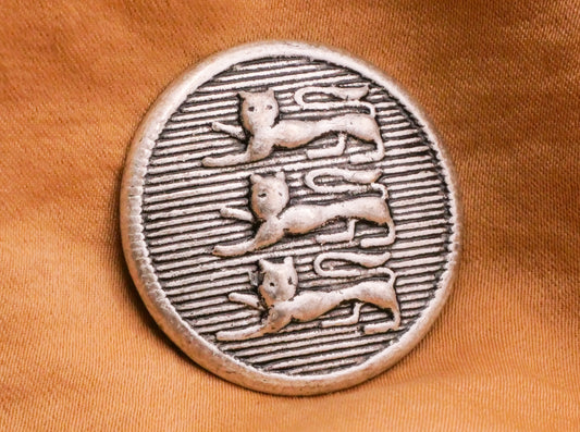 Cats Egypt Deities Silver Metal Button 27mm