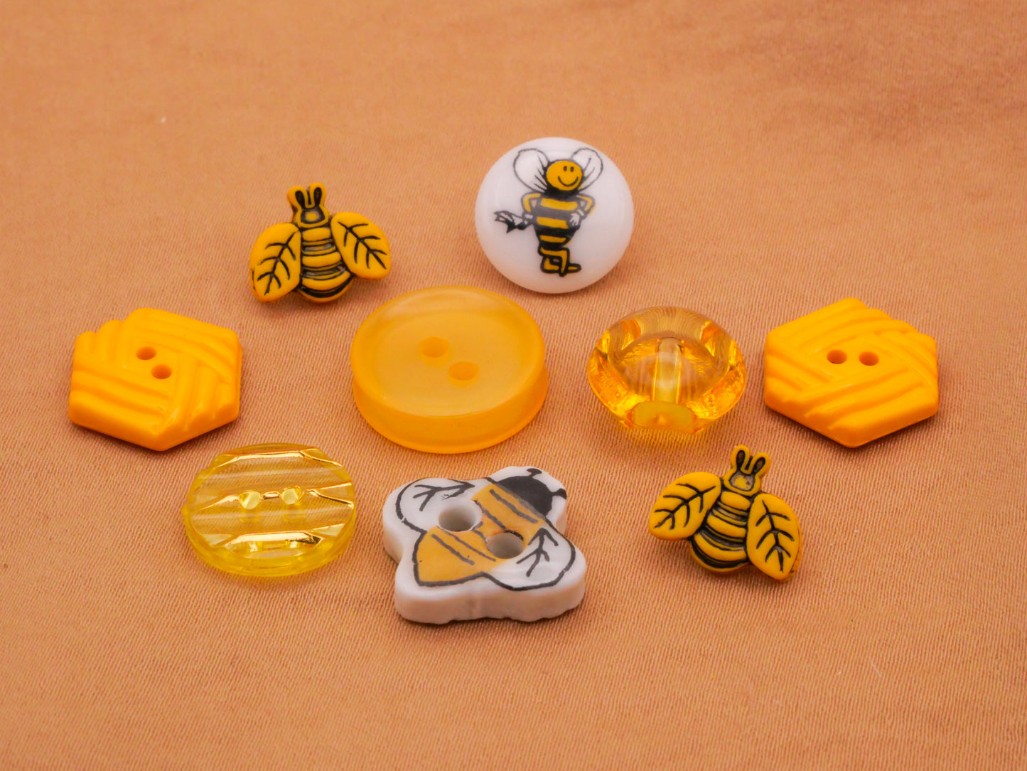 Bee Honey Yellow Plastic Ceramic Set of Nine Buttons 10-15mm