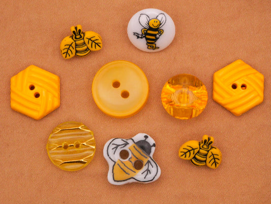 Bee Honey Yellow Plastic Ceramic Set of Nine Buttons 10-15mm