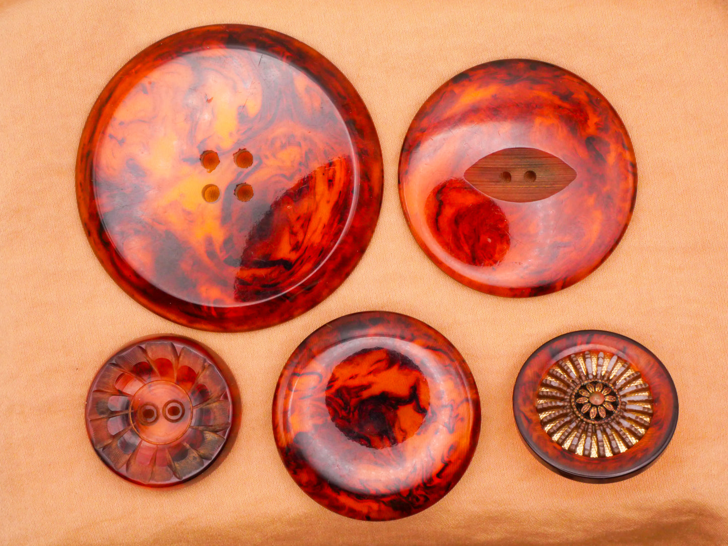 Root Beer Tortoiseshell Look Bakelite Early Plastic Button Various 28-56mm