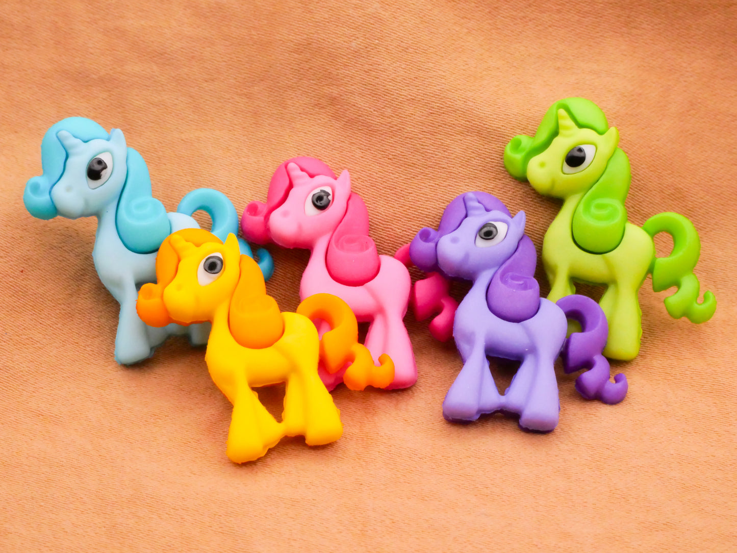 Unicorn My Little Pony Colorful Plastic Set of Five Buttons 22x24mm