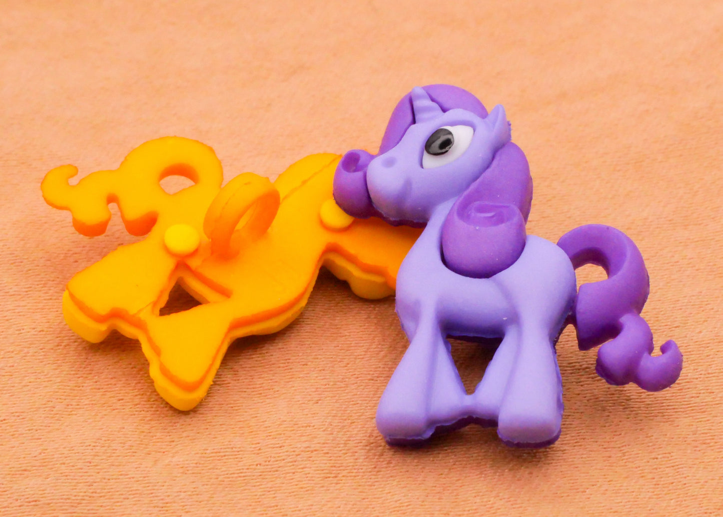 Unicorn My Little Pony Colorful Plastic Set of Five Buttons 22x24mm