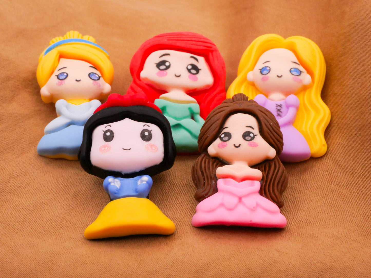 Disney Princess Princesses Belle Ariel Rapunzel Cinderella Snow White Plastic Button Various 22x32mm