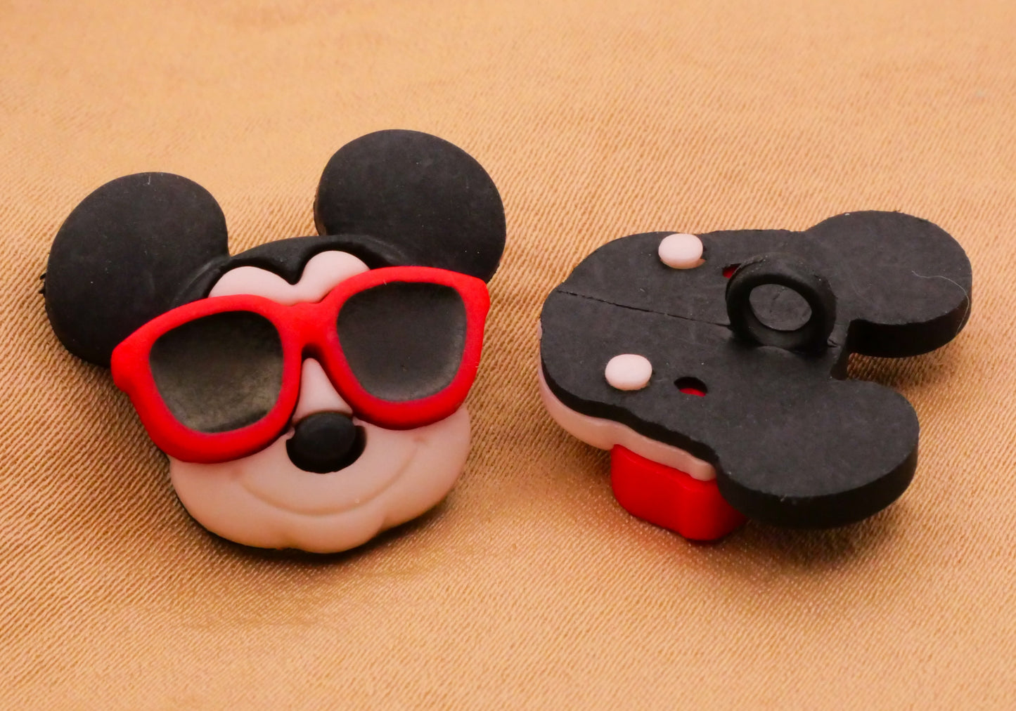 Mickey Mouse Red Sunglasses Plastic Button 20x22mm