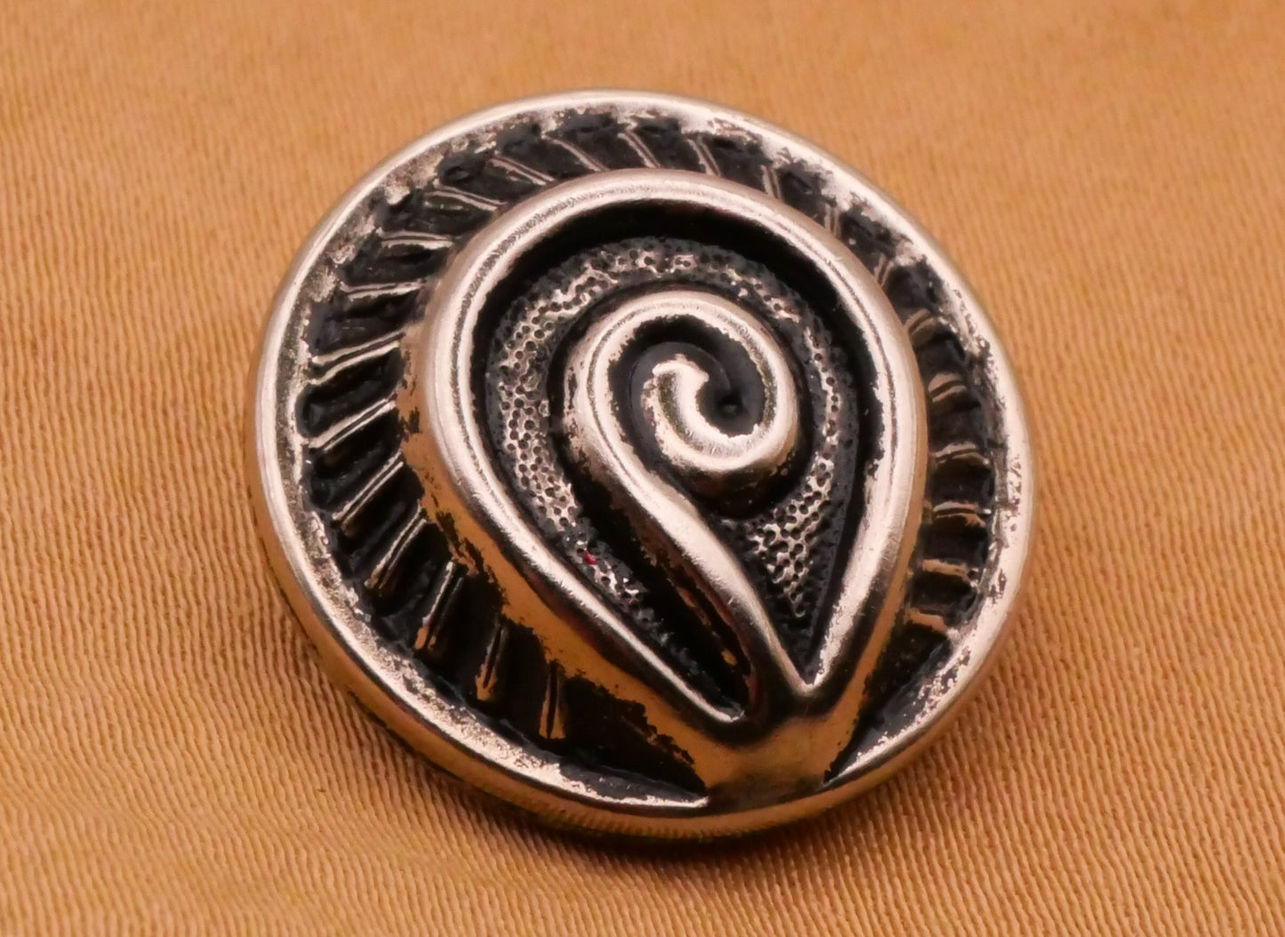 Fiddlehead Flower Plant Silver Metal Button 19mm