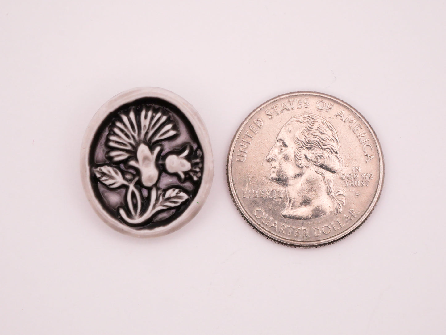 Thistle Flower Ceramic Grey Art Stone Button 21x23mm