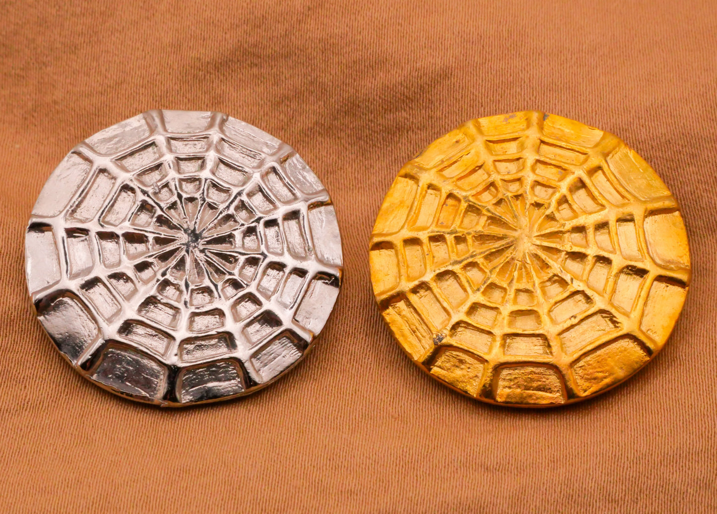 Spider Web Silver Gold Metal Vintage Button Various 29mm