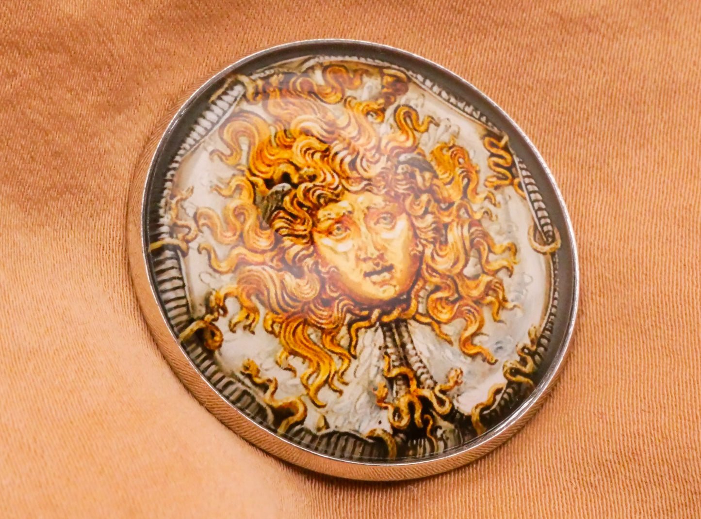 Medusa Snake Gold Silvermith Sculpture Vincenzo Gemito Glass Dome Metal Large Button 32mm