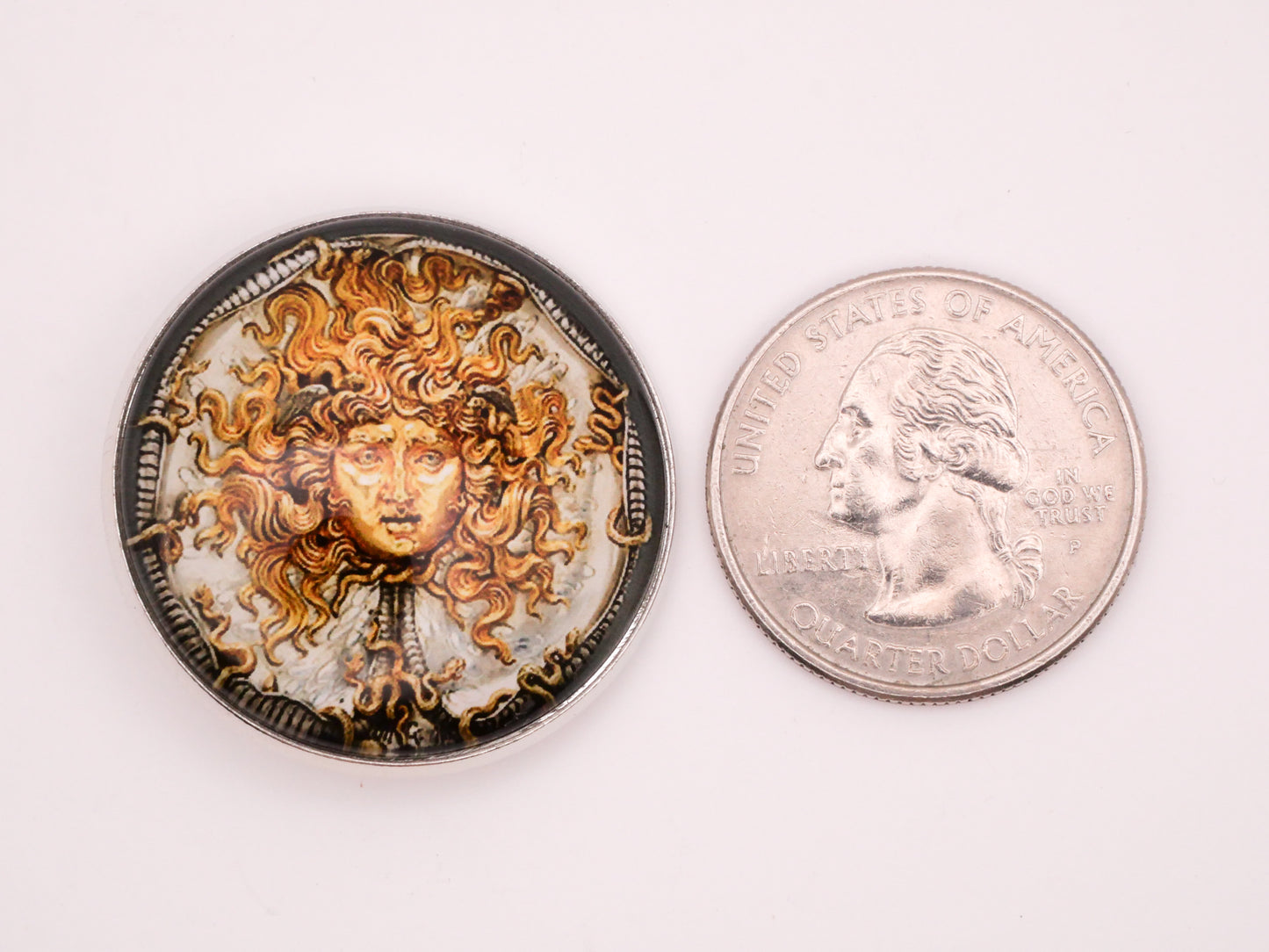 Medusa Snake Gold Silvermith Sculpture Vincenzo Gemito Glass Dome Metal Large Button 32mm