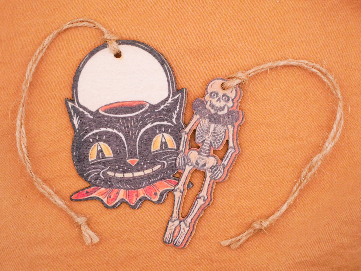 Halloween Decorations Cat Pumpkin Skeleton Wood Set of Eleven Ornaments 29-78mm