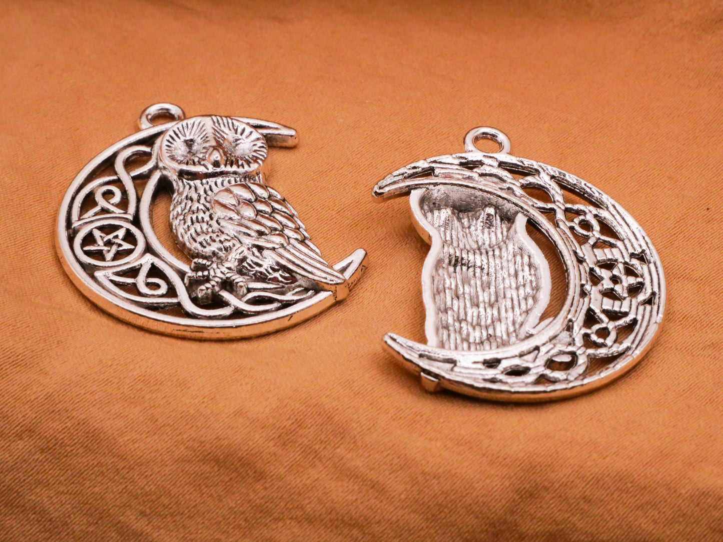 Owl Bird Crescent Moon Star Silver Metal Large Pair of Charms Embellishments 25x33mm